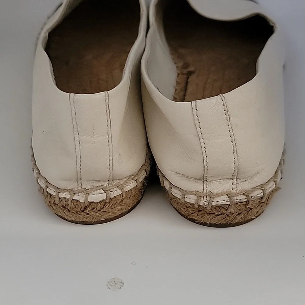 Tory Burch Espadrille, ivory, white/black Size 8
